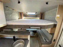 Weitere Betten Hobby ONTOUR T 700 FH /180 PS Automatik / 3,5t