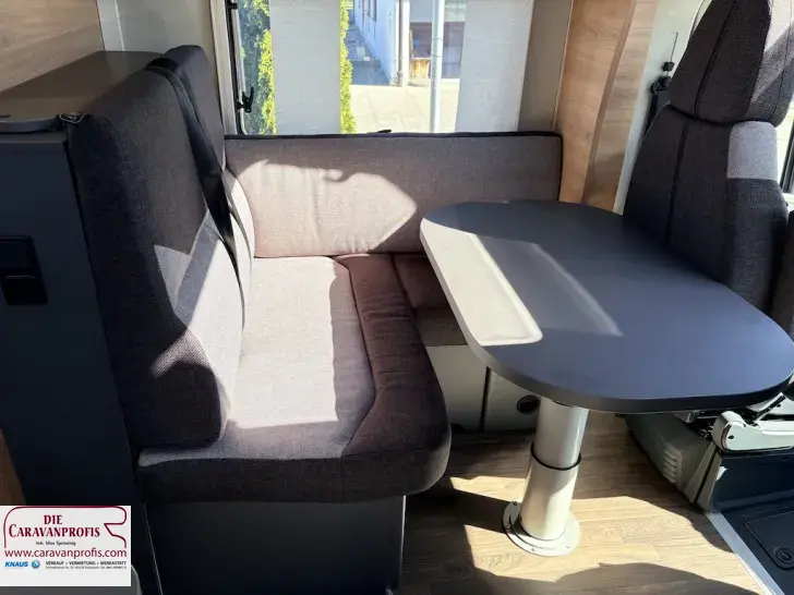 Fahrzeugbild Knaus L!VE TI 650 MEG Platinum Selection Live 2027 #12
