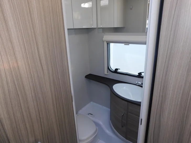 Fahrzeugbild Bürstner Averso Plus 510 TK 2000kg,Mover,Klima,Autarkie #22