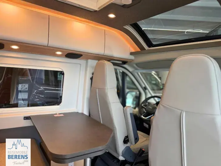 Fahrzeugbild Malibu Van first class - two rooms GT skyview 640 LE RB Stilwelt Bari #12