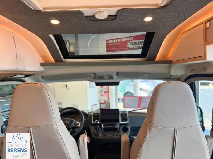 Fahrzeugbild Malibu Van first class - two rooms GT skyview 640 LE RB Stilwelt Bari #13