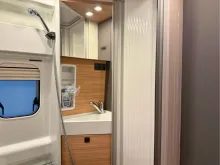 Fahrzeugbild Malibu Van first class - two rooms GT skyview 640 LE RB Stilwelt Bari #20