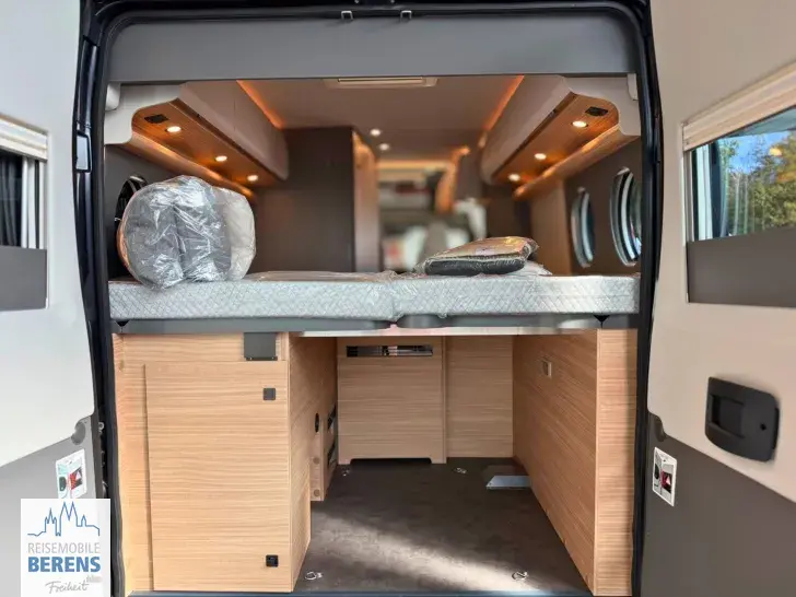 Fahrzeugbild Malibu Van first class - two rooms GT skyview 640 LE RB Stilwelt Bari #23