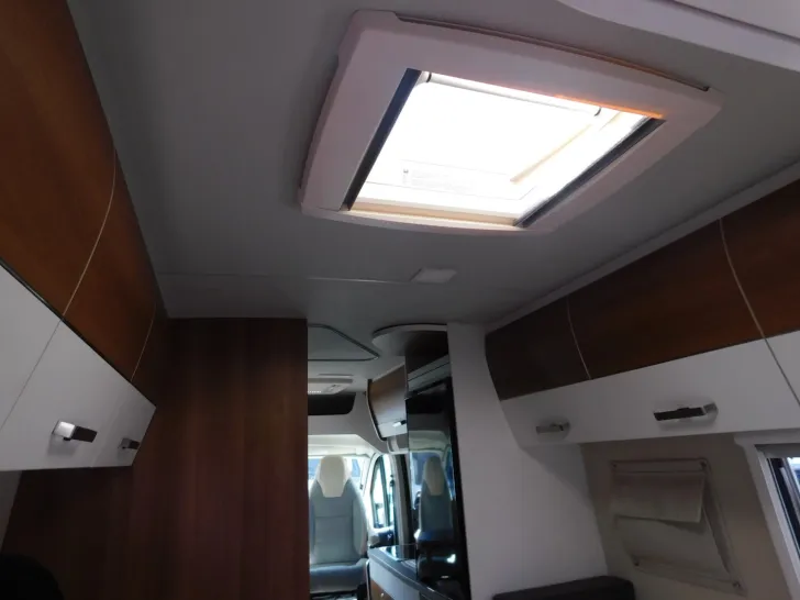 Fahrzeugbild VanTourer 630 L K250L sehr gute Ausstattung #27
