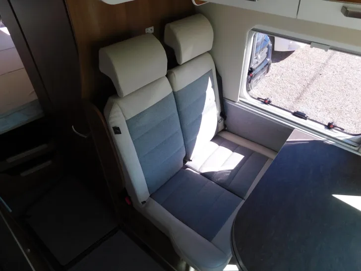 Fahrzeugbild VanTourer 630 L K250L sehr gute Ausstattung #29