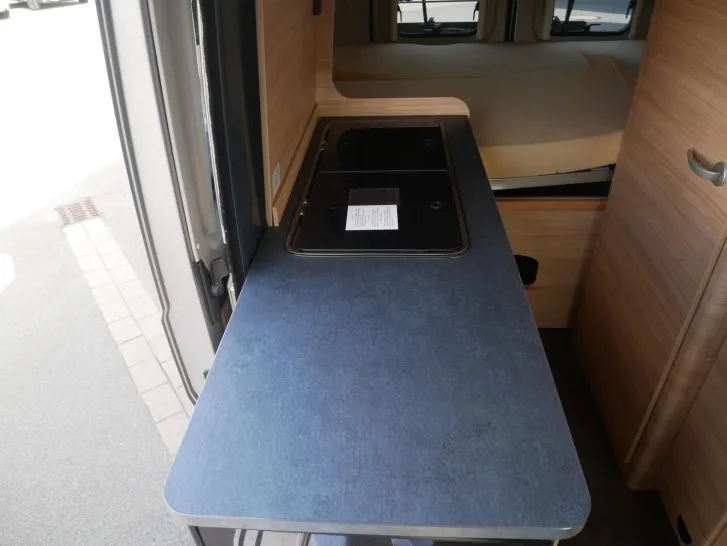 Fahrzeugbild Roadcar R 600 Citroen 165 PS mit Notbremsassistent #11