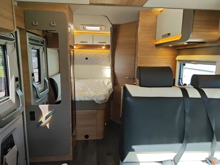 Fahrzeugbild Weinsberg CaraSuite EDITION SPICY 650 MF #17