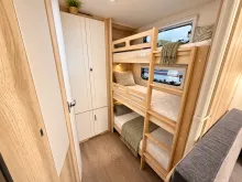 Fahrzeugbild Hobby De Luxe 545 KMF 3-er Etagenbett ausgestellt #13