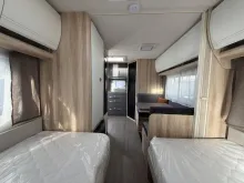 Fahrzeugbild Hobby De Luxe 460 SL/1.500 kg/sofort verfügbar #10