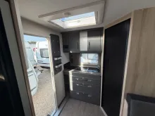 Fahrzeugbild Hobby De Luxe 460 SL/1.500 kg/sofort verfügbar #6