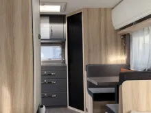 Fahrzeugbild Hobby De Luxe 460 SL/1.500 kg/sofort verfügbar #18