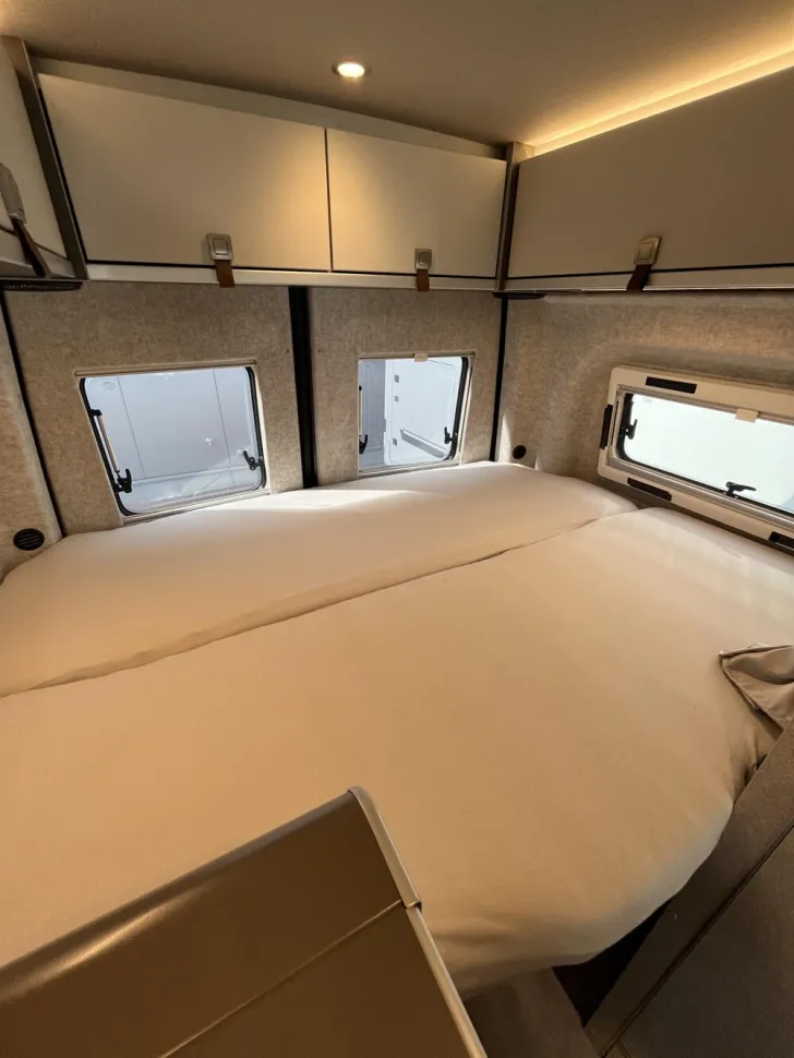 Fahrzeugbild Hymer Camper Van Camper Van Grand Canyon S CrossOver Mercedes #11