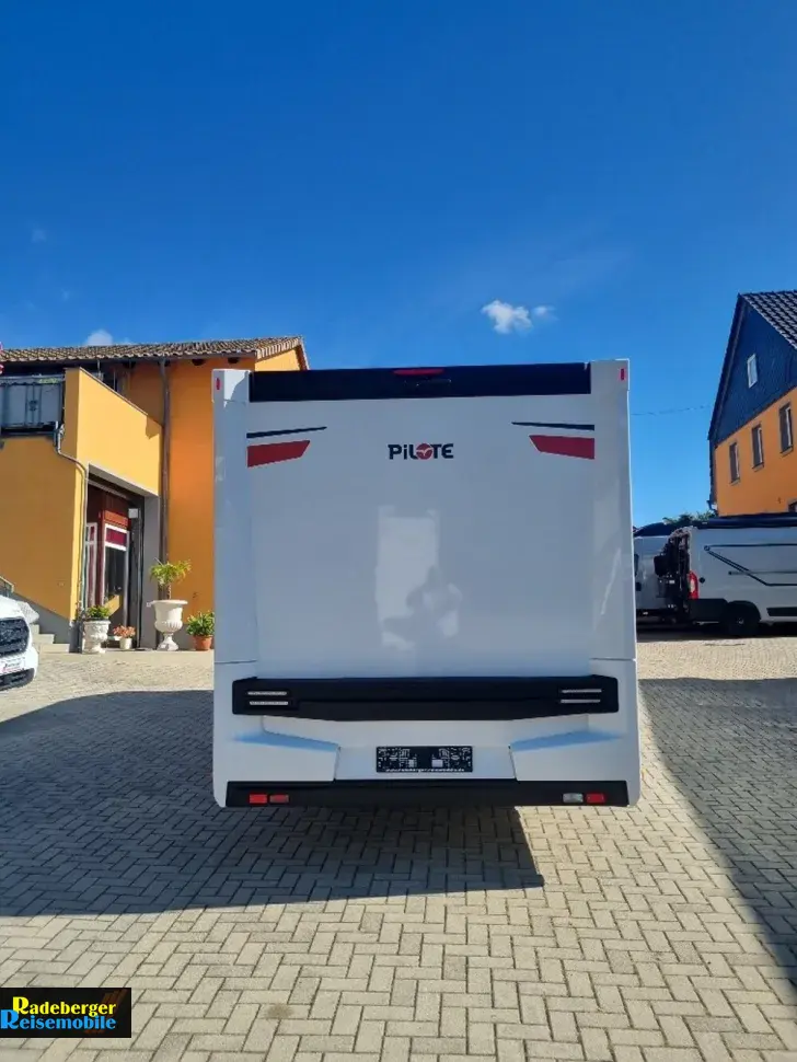 Fahrzeugbild Pilote Galaxy Evidence G740FGJ #4