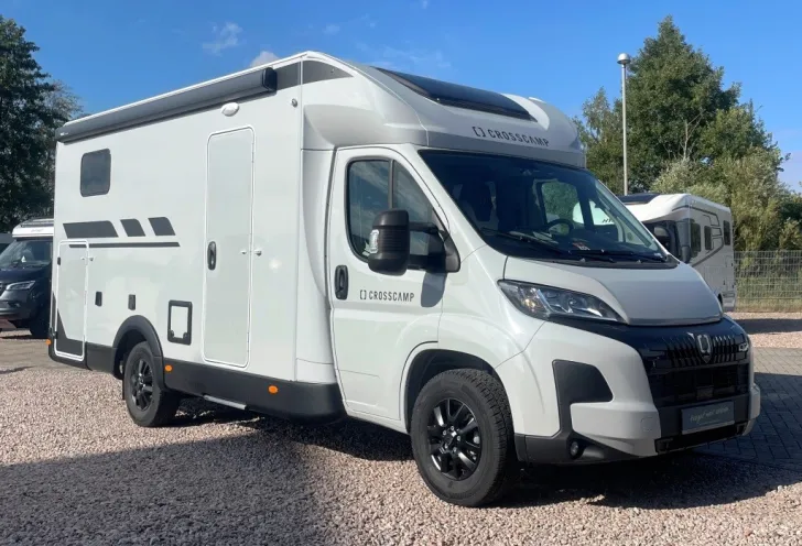 Fahrzeugbild Crosscamp EXPDN 7.0 E Verfüg./Sparen Sie 10.819,- € #2