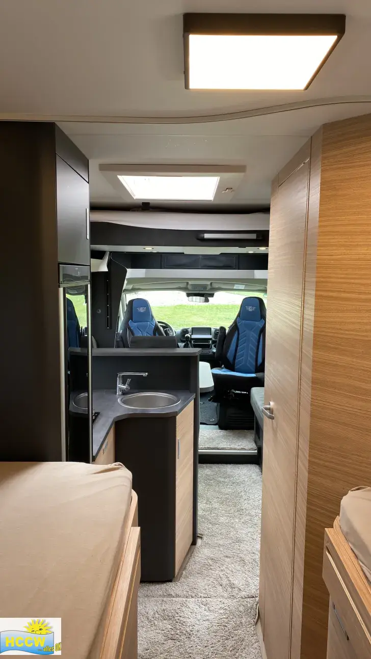 Sicht vorne-hinten Hobby Optima De Luxe T75 HGE