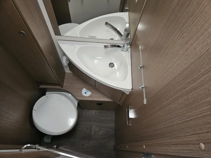 Fahrzeugbild Carado Clever T 447 #8