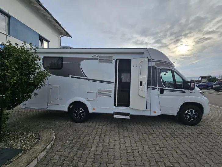 Fahrzeugbild Carado Clever T 447 #26