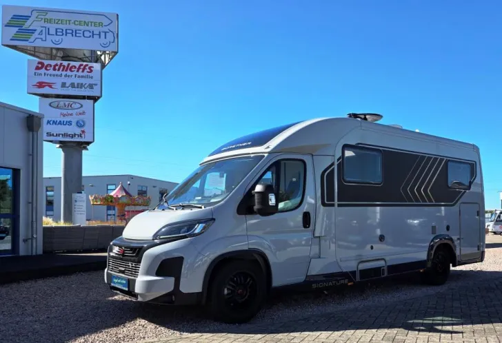 Fahrzeugbild Bürstner Signature SFT 7.0 Verfüg./Sparen Sie 9.197,- € #1
