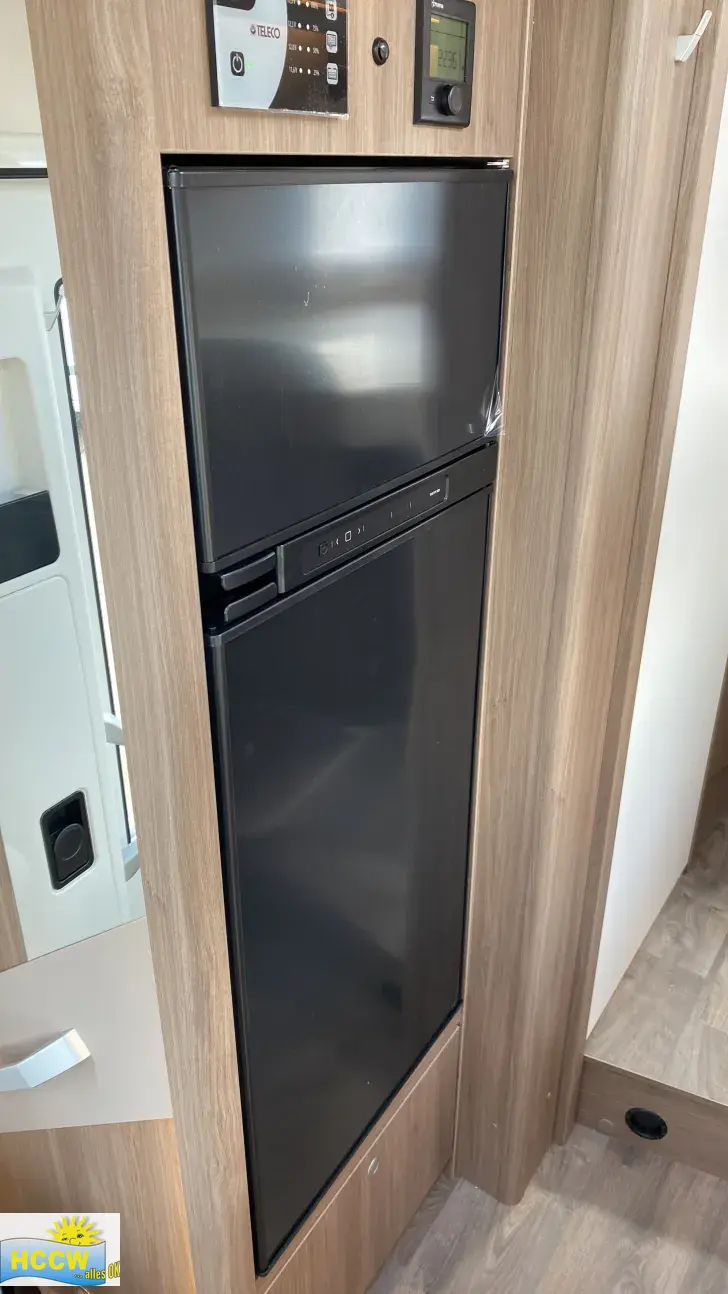 Kühlschrank Carado I 447 Pro + mit 180 PS / 4,4 t