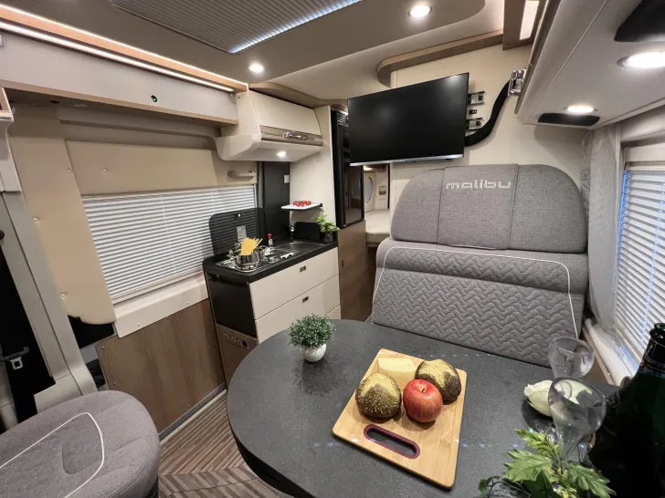 Fahrzeugbild Malibu Van comfort GT skyview 600 DB (543) #16