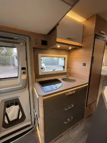 Fahrzeugbild Weinsberg CaraSuite EDITION SPICY 650 MEG #12