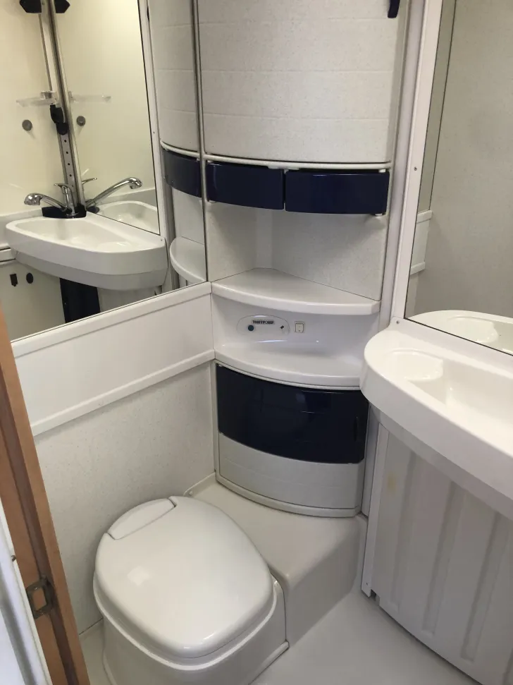 Fahrzeugbild Hymer Camp 524 Sehr gepflegt #8