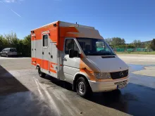 Fahrzeugbild Mercedes-Benz Sprinter Sonderausbau RTW Krankenwagen #1