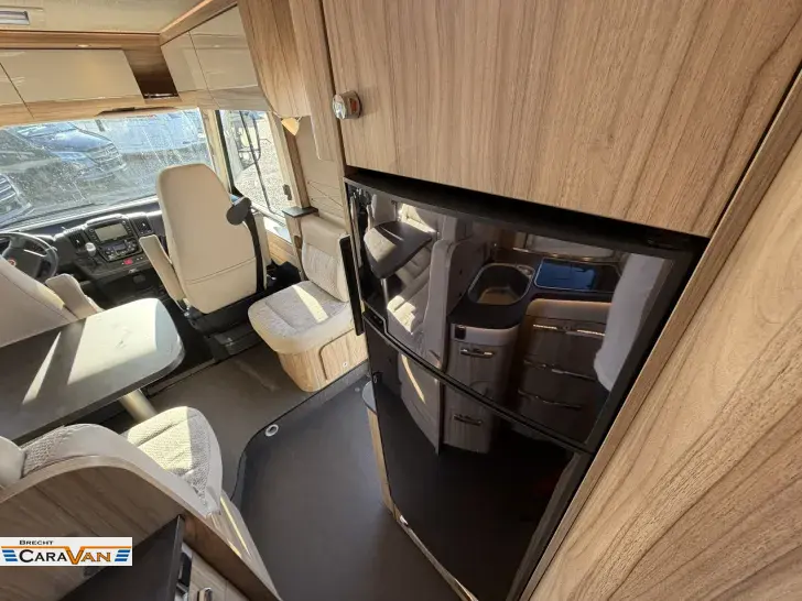 Fahrzeugbild Hymer Exsis-i 678 Ohne Hubbett/Automatik/AHK #6