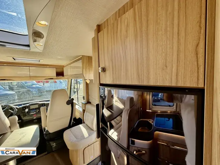 Fahrzeugbild Hymer Exsis-i 678 Ohne Hubbett/Automatik/AHK #7