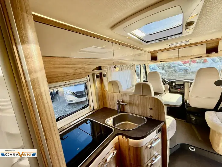 Fahrzeugbild Hymer Exsis-i 678 Ohne Hubbett/Automatik/AHK #14