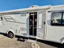 Fahrzeugbild Hymer Exsis-i 678 Ohne Hubbett/Automatik/AHK #24