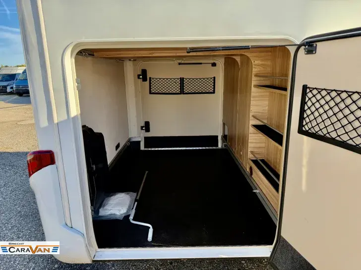 Fahrzeugbild Hymer Exsis-i 678 Ohne Hubbett/Automatik/AHK #25