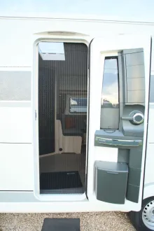 Fahrzeugbild Hobby De Luxe 460 SL/1.500 kg/sofort verfügbar #21