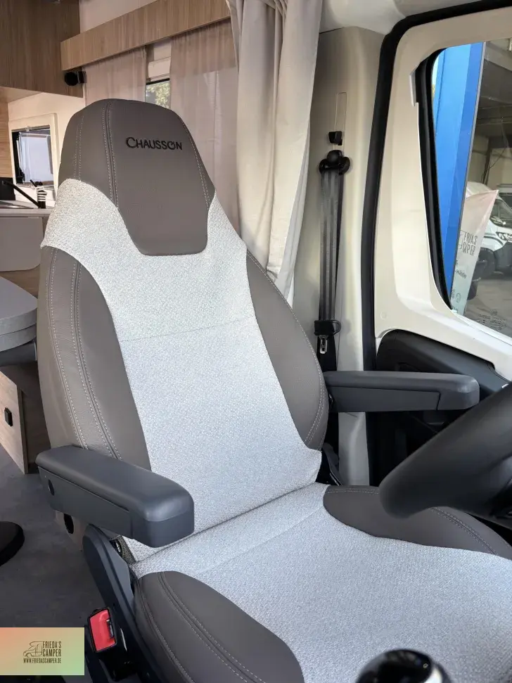 Fahrzeugbild Chausson Teilintegriert Ultimate Line 640 Aut.,Solar, etc #17