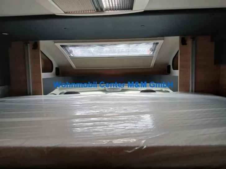 Fahrzeugbild Knaus LIVE WAVE 650 MEG 2027 Platinum Selection #8