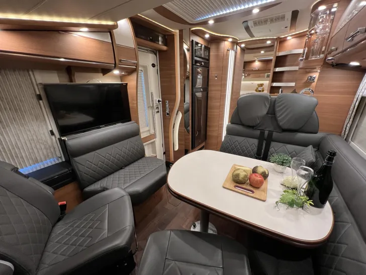 Fahrzeugbild Carthago chic c-line I 4.9 LE (553) #14