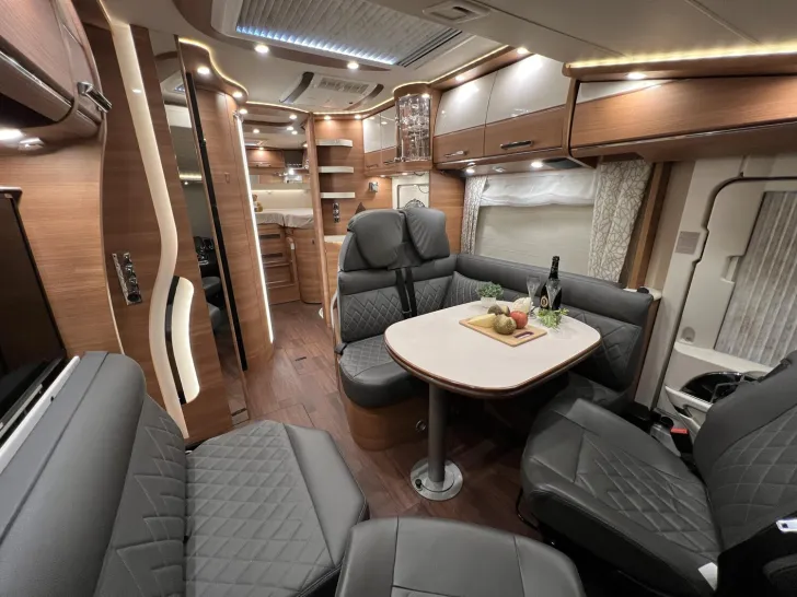 Fahrzeugbild Carthago chic c-line I 4.9 LE (553) #15