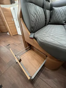 Fahrzeugbild Carthago chic c-line I 4.9 LE (553) #35