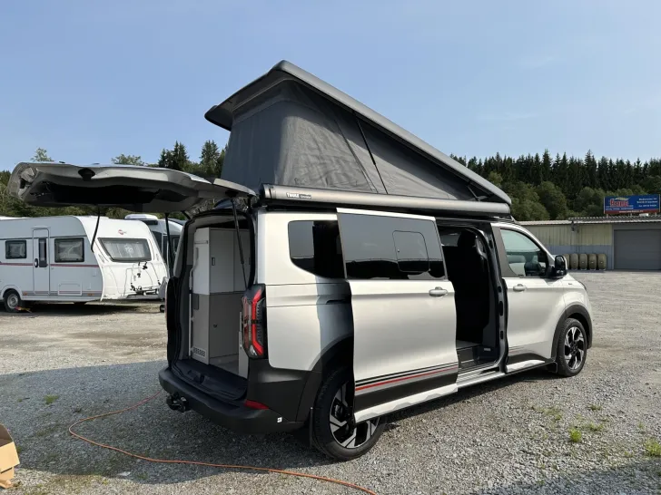 Fahrzeugbild Bürstner Copa C 530 Active|Allrad|AHK|Kamera|Markise|APP #6