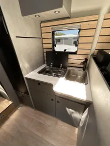 Fahrzeugbild Crosscamp EXPDN T 7.0 E Peugeot YOUNG CAMPER #10