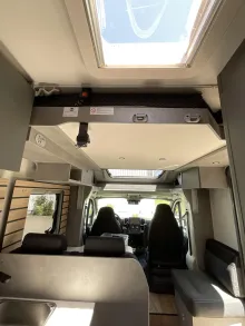 Fahrzeugbild Crosscamp EXPDN T 7.0 E Peugeot YOUNG CAMPER #11