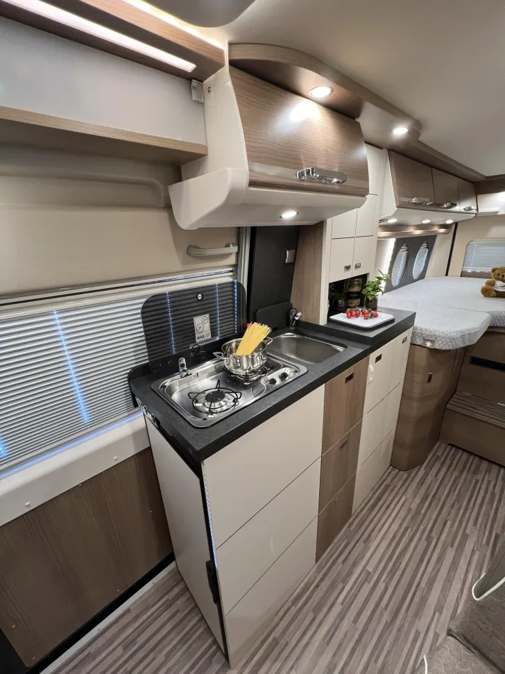 Fahrzeugbild Malibu Van charming GT skyview 640 LE RB (557) #19