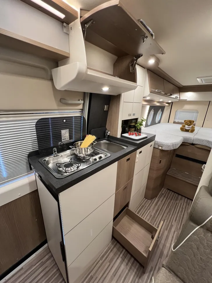 Fahrzeugbild Malibu Van charming GT skyview 640 LE RB (557) #20