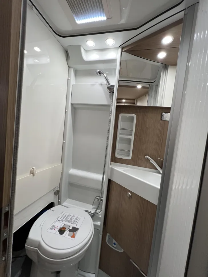 Fahrzeugbild Malibu Van charming GT skyview 640 LE RB (557) #34
