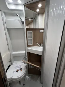 Fahrzeugbild Malibu Van charming GT skyview 640 LE RB (557) #36