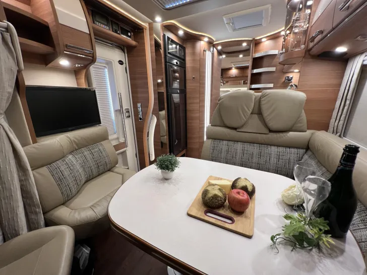 Fahrzeugbild Carthago chic c-line T 4.9 LE (558) #14