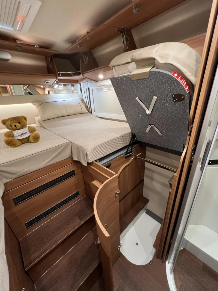 Fahrzeugbild Carthago chic c-line T 4.9 LE (558) #26