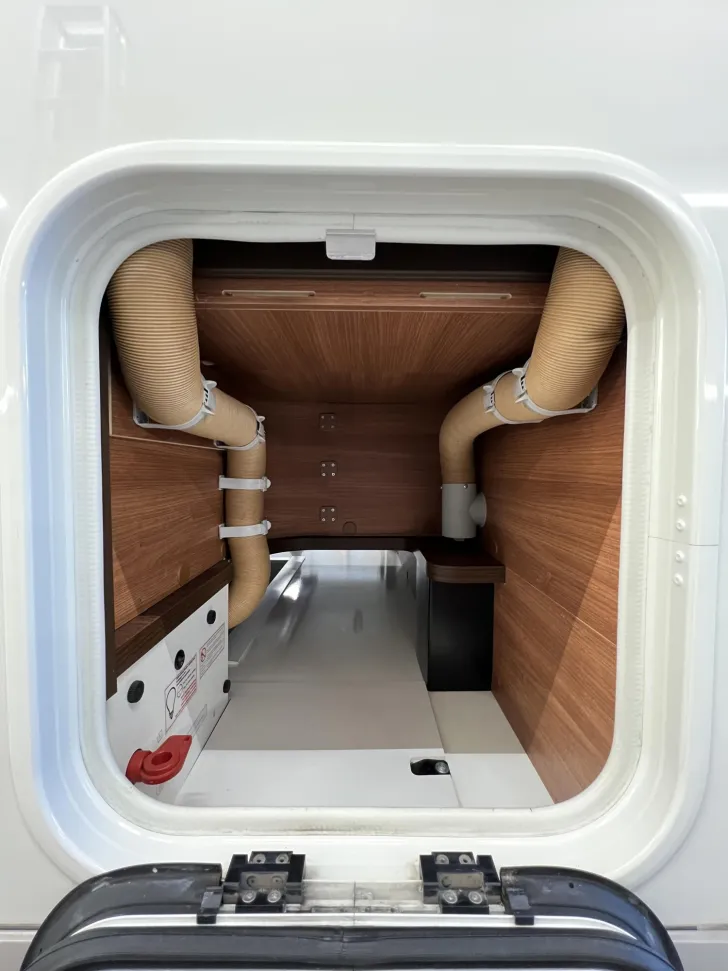 Fahrzeugbild Carthago chic c-line T 4.9 LE (558) #36