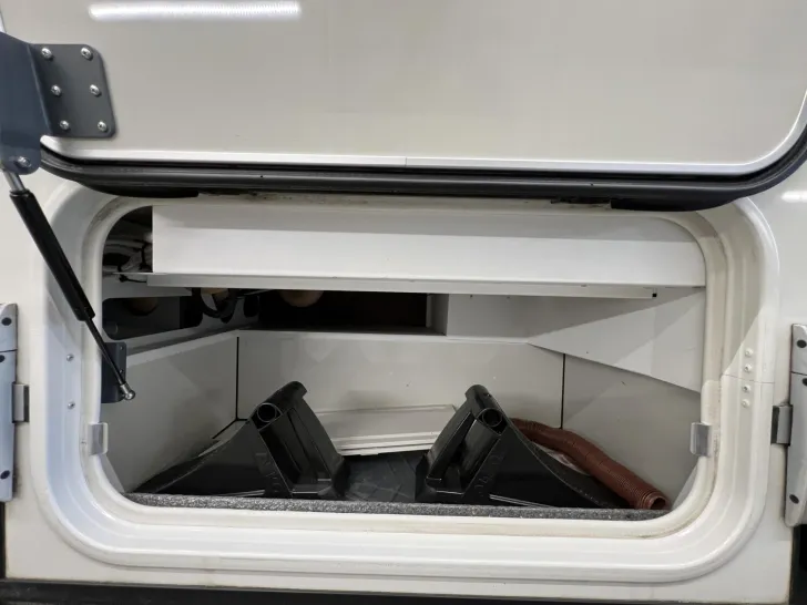 Fahrzeugbild Carthago chic c-line T 4.9 LE (558) #37