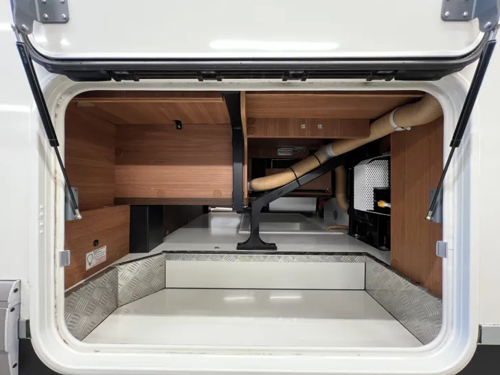 Fahrzeugbild Carthago chic c-line T 4.9 LE (558) #41